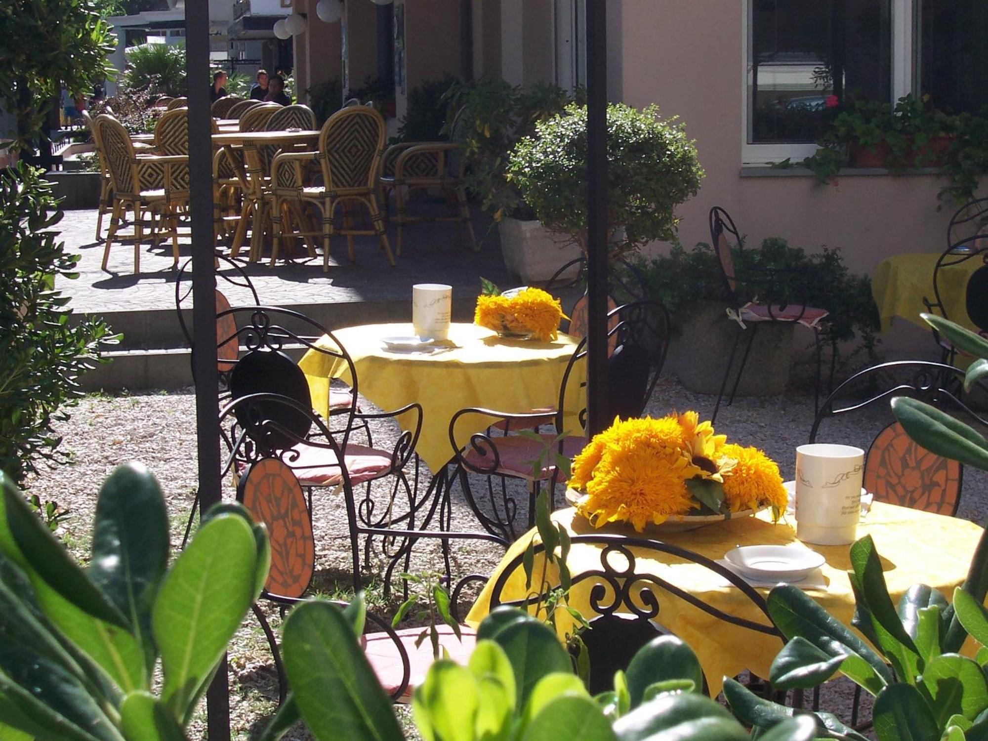 Hotel Des Bains Cattolica Kültér fotó